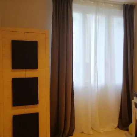 Pensión Home33 Bari