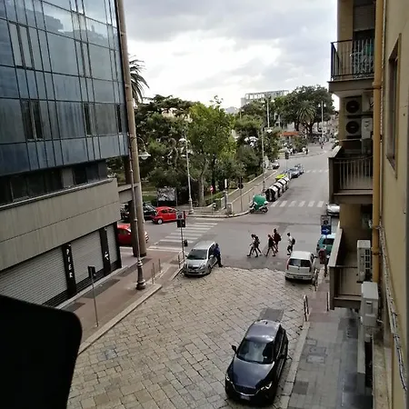 Home33 * Bari